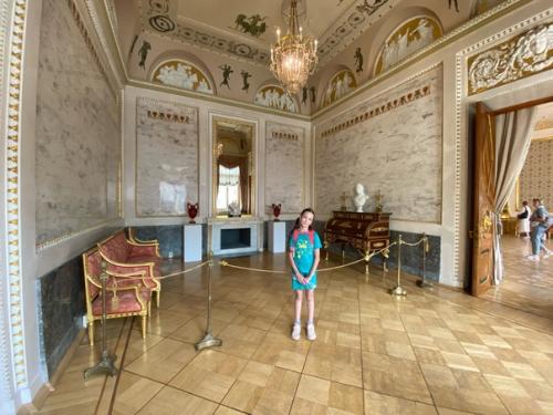 Строгановскийдворец. Был возведен в 1753-1754 гг. архитектором Франческо Бартоломео растрелли на пересечении реки мойки с невским проспектом. 09