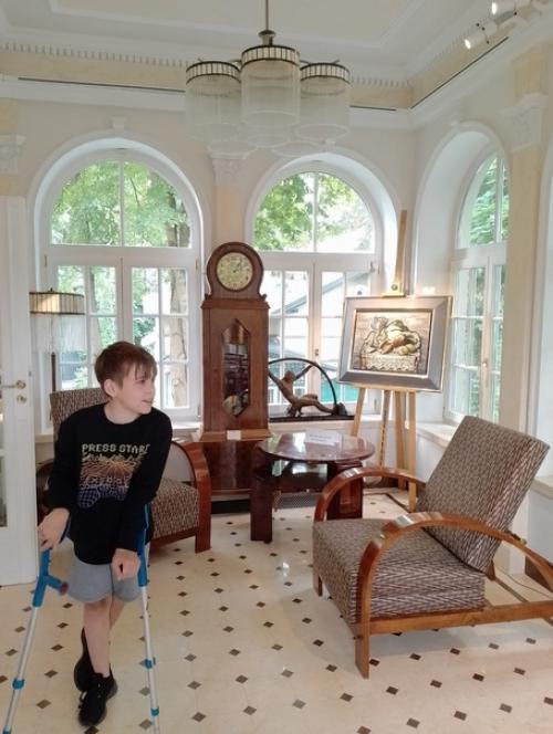 В 20 минутах езды от Варшавы есть замечательный городок Константин - езёрна. 02