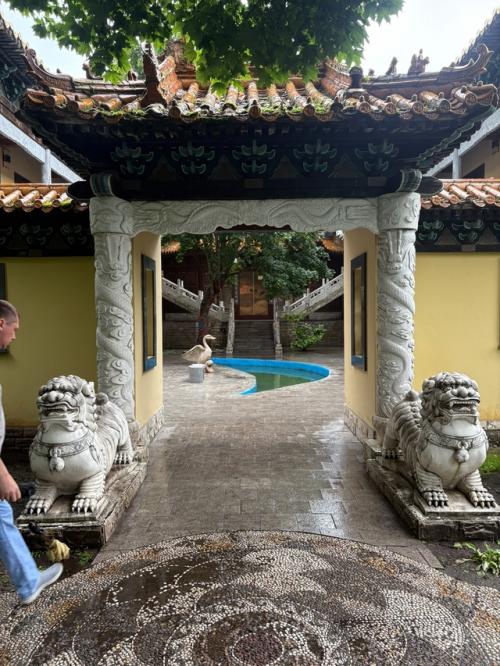 Золотой Город - это частный парк, выполненный в китайском стиле. 07