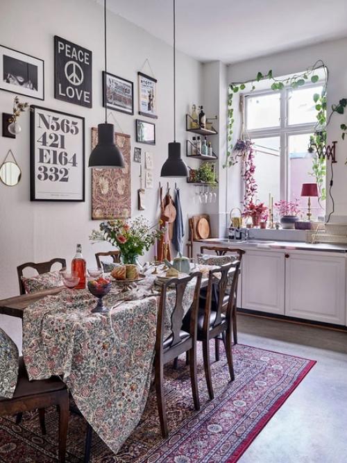 Квартира любителей цветочных мотивов и винтажных деталей. 06