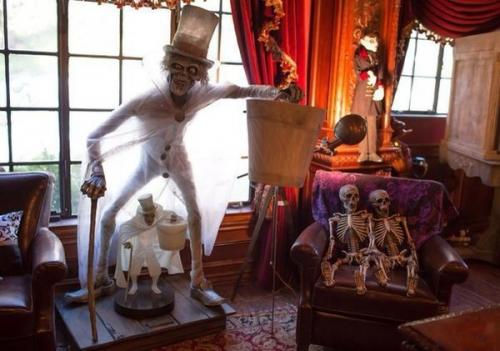 Дом режиссера Гильермо дель торо. 04