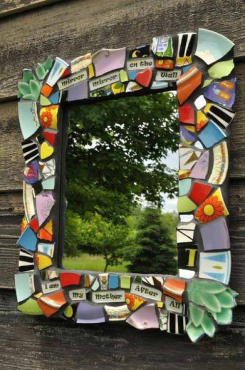 Идеи декоративных зеркал, обрамление для которых сделано из природных и подручных материалов. 03