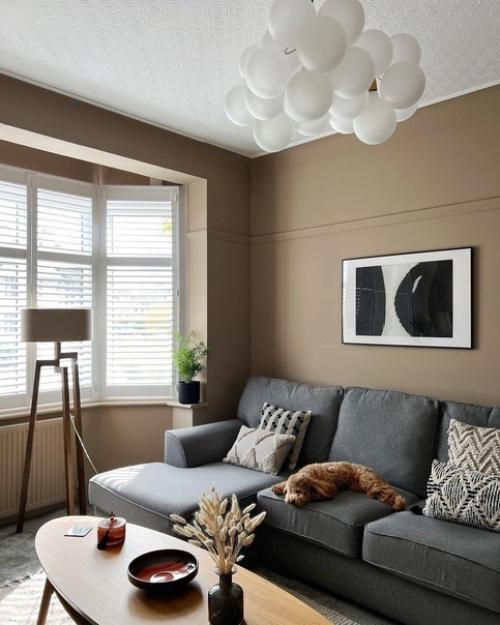 Уютный английский дом в тёмных оттенках: после и до ремонта. 01