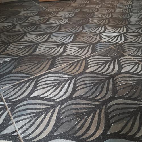 За последние полгода я отреставрировала много чего в нашем доме: комод, стол, керамогранит в ванной. 04