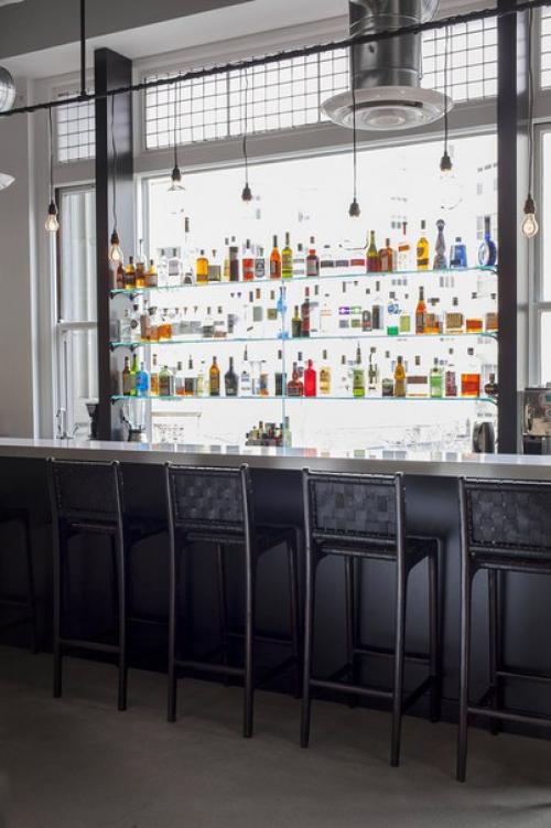 Архитектурное бюро Studio Hatch оформило интерьер нового офиса компании Hotel Tonight в Сан-франциско, штат Калифорния, США. 09