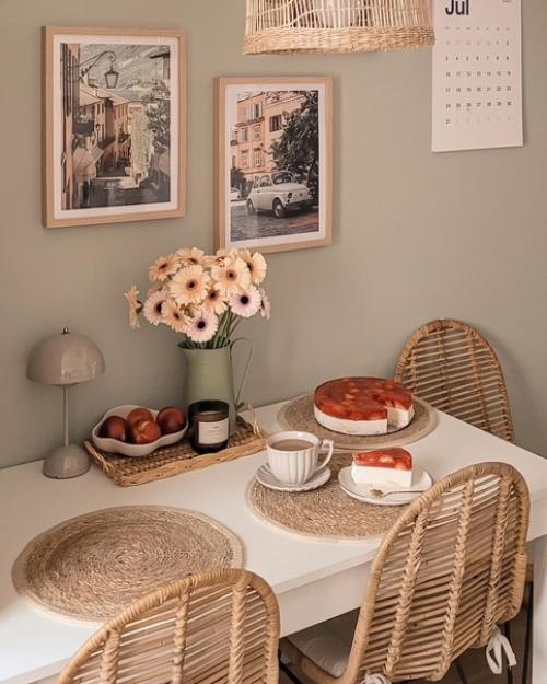 А ведь для приятного и уютного интерьера нужно не так уж и много. 03