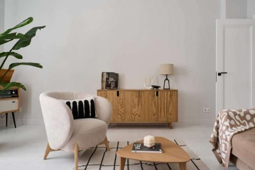 Дизайнер Анастасия Громова обновила интерьер двухкомнатной квартиры для молодой семейной пары. 03