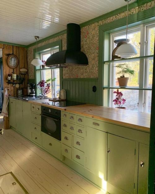 Добро пожаловать в уютный дом Тиффани, в котором время замирает и по всюду царит атмосфера спокойствия и умиротворения. 07