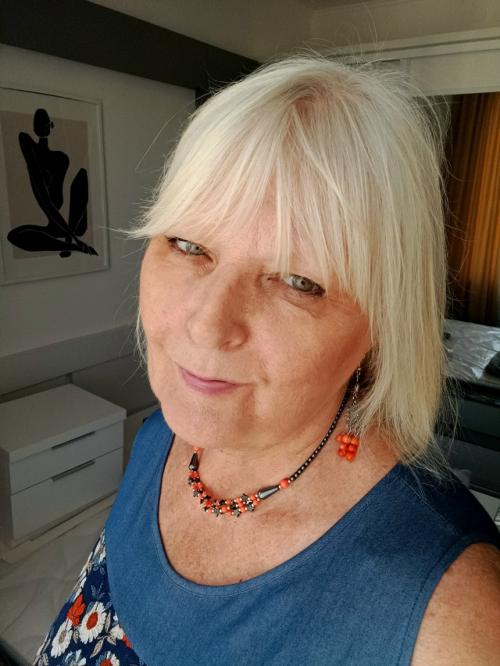 Ой, ну.  Ужасно уже хочется похвастаться моим новым интерьером, но не могу - ещё не хватает разных деталей, которые делают интерьер законченным! 02