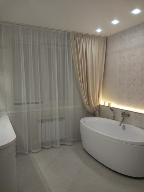 Почти закончили ремонт ванной. 01