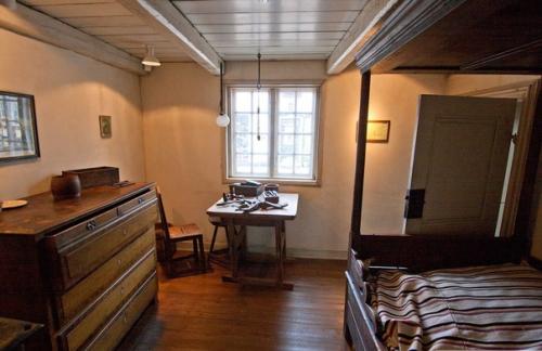 Я тебя в МУЗЕЙ поведу. 04