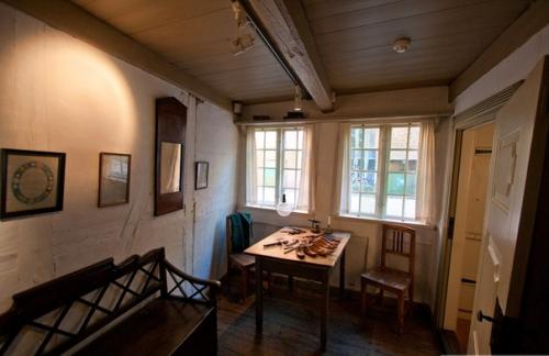 Я тебя в МУЗЕЙ поведу. 02