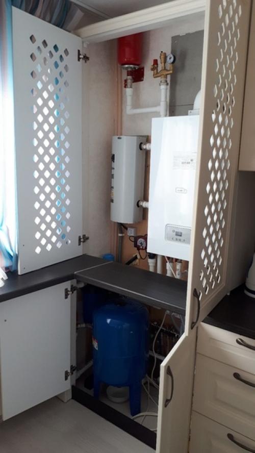 На оценку.  Делали ремонт в нашем дачном доме сами, вдвоем с мужем, в первый раз. 09