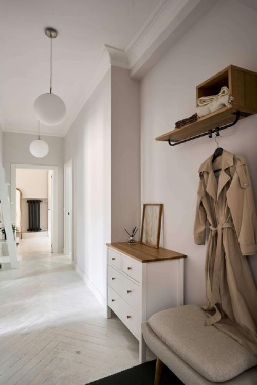 Дизайнер Анастасия Громова обновила интерьер двухкомнатной квартиры для молодой семейной пары. 08