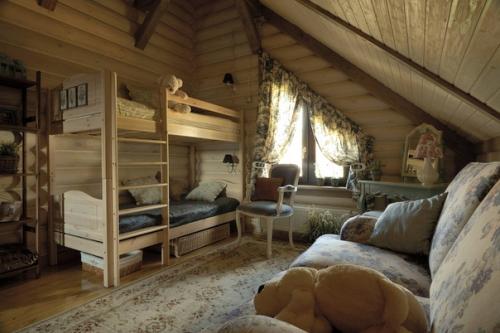 Особенности спальни на мансарде. 05