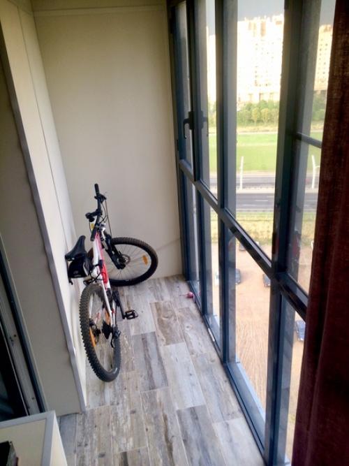 Студия 24 м 2. ремонт своими руками - стены, полки, вешалка, посуда, вазы, детали. 08