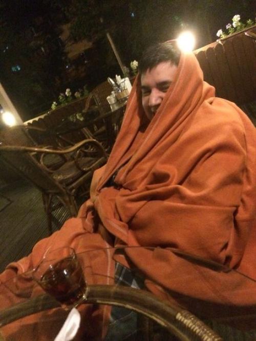 Ищу девушку для выполнения бытовых обязанностей жены.  