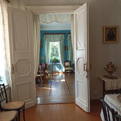 Наметили поездку в шахматово - боблово музей - заповедник а. а. блока и Д. М. Менделеева. 05