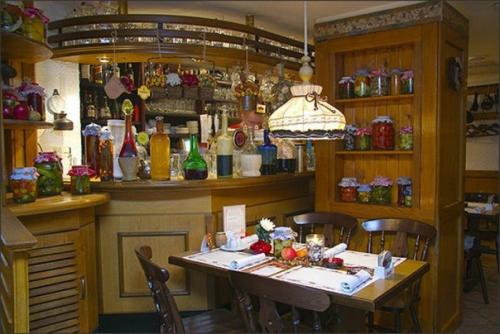 Кафе и рестораны, где обитают животные. 03