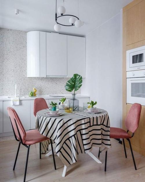 Интерьер квартиры в радостных оттенках. 01