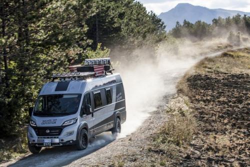 Fiat сделал из фургона Ducato полноприводный дом на Колесах. 01