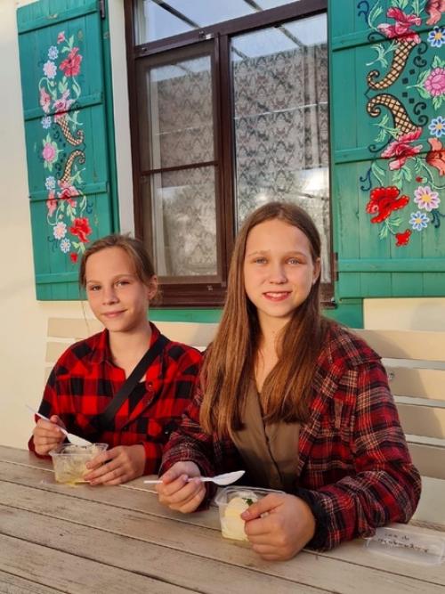 Вчера ранним утром мы всей большой семьей в путешествие отправились! 03