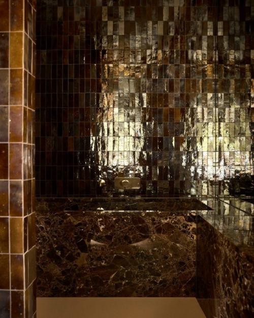 Интерьер с историей: квартира в здании бывшего сахарного завода в Амстердаме. 05