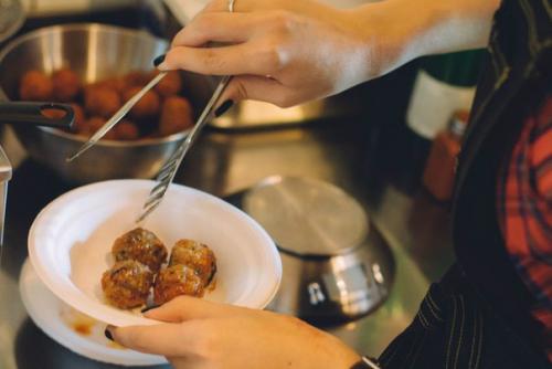 Где недорого и вкусно поесть? 08