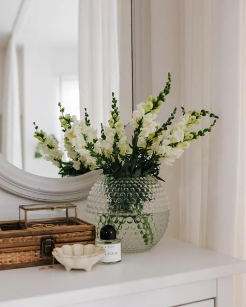 Скандинавский дизайн - это чистые, просторные помещения и полное отсутствие беспорядка, позволяющее свету и воздуху быть повсюду. 02