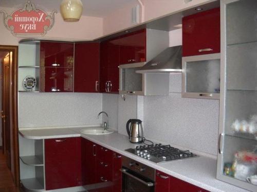 Цвет вишни в интерьере кухни. 02