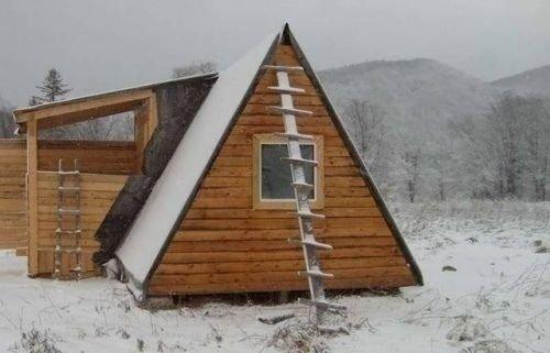 Вот такой вот у нас домик на участке. 06