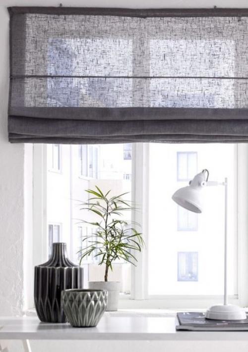 В сегодняшней статье мы как раз поговорим о том, как выбрать шторы в спальню и не прогадать. 01