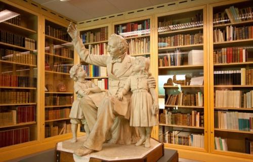 Я тебя в МУЗЕЙ поведу. 03