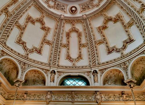 В завершении своей поездки в Санкт-петербург было решено посетить музей фаберже. 08