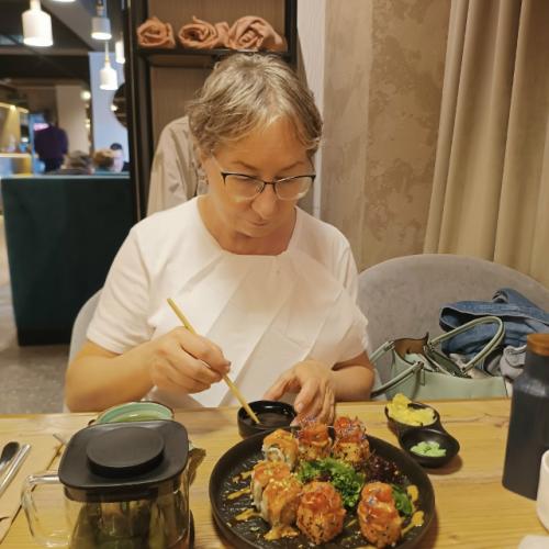 Ой, ну.  Ужасно уже хочется похвастаться моим новым интерьером, но не могу - ещё не хватает разных деталей, которые делают интерьер законченным! 07