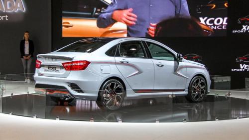 Автоваз показал Sport - версии Vesta и Xray. 02