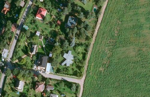 Особняк Chameleon спроектирован студией Petr Hajek Architekti в 2014 году. 09