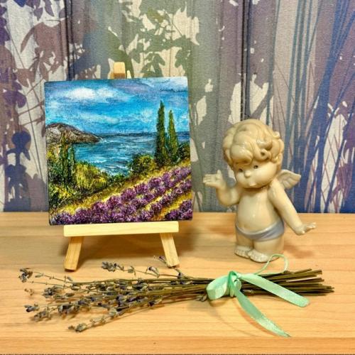 Самый любимый этап - примерка новой миниатюры в интерьер. 01