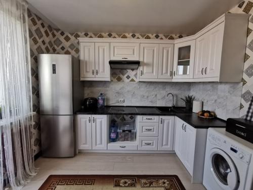 Здравствуйте, вот наша кухня 11 кв.