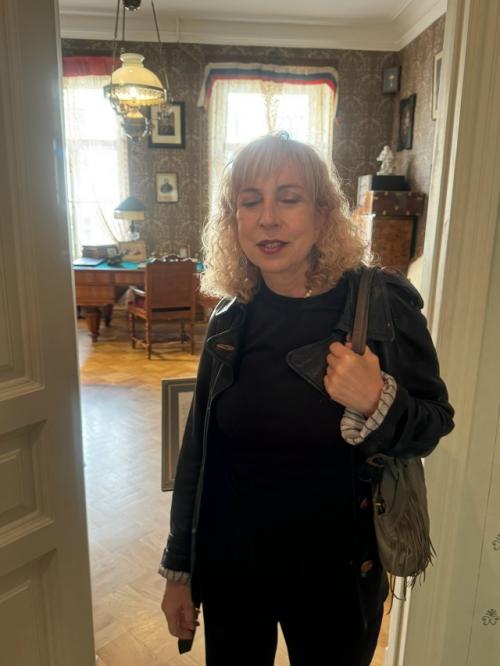 Вся семья в сборе - дочь и четверо наших детей в Петербурге. 04