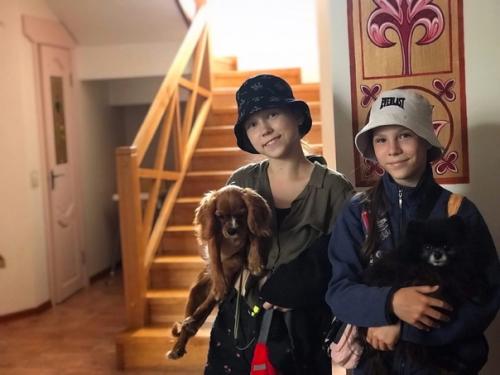 Вчера ранним утром мы всей большой семьей в путешествие отправились! 07