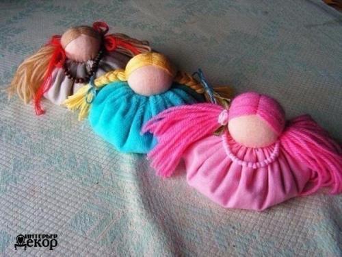 Маленькие куколки своими руками.