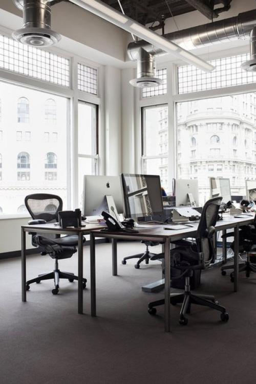 Архитектурное бюро Studio Hatch оформило интерьер нового офиса компании Hotel Tonight в Сан-франциско, штат Калифорния, США. 04