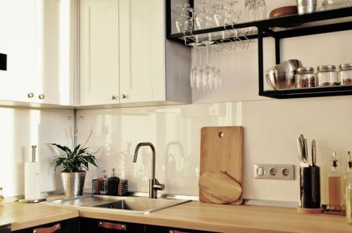 Добрый день!  Хочу показать свою вымученную кухню) правда заменить батарею руки пока не дошли кухня 7. 8 кв. 01