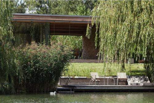 Разве это похоже на дачу? 06