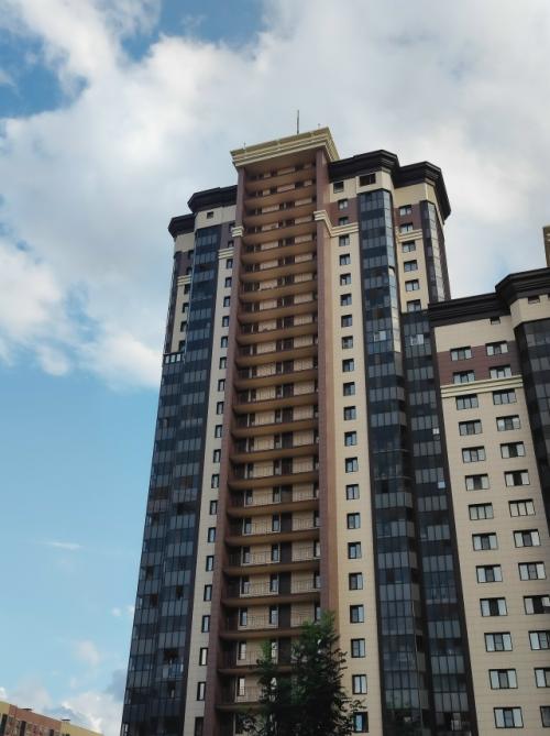 Моё любимое занятие в кафе - рассматривать интерьеры, вдохновляться, искать что-то своё и для себя в нашу квартиру. 04