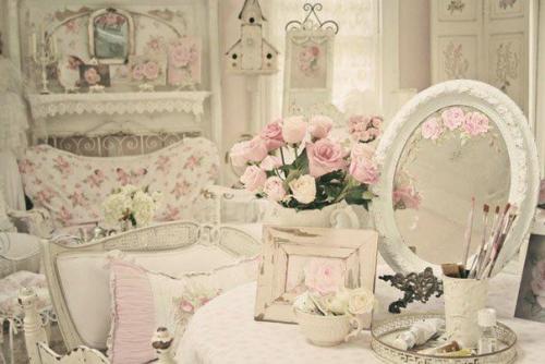 Стиль шебби - шик в интерьере - это сочетание двух не сочетаемых понятий - красоты и обшарпанности. 02