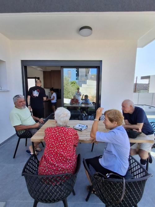 Нравится традиция ходить в гости по утрам. 03 Нравится традиция ходить в гости по утрам. 03