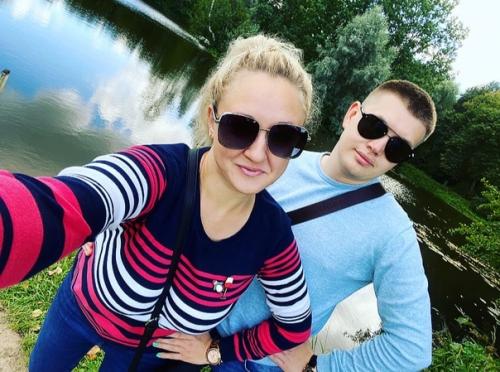 Середниково - старинная подмосковная усадьба, хранящая в своем ансамбле черты эпохи расцвета русского классицизма - золотого века русских усадеб. 01