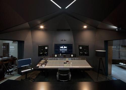 Студия звукозаписи Red Bull в Берлине. 06